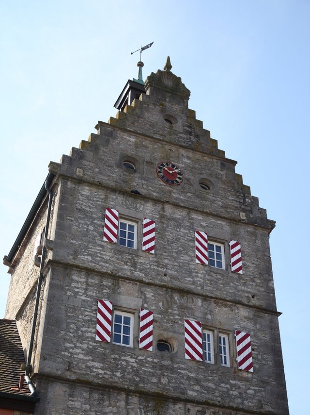 Die obere Hälfte des Torturms von Ilshofen.